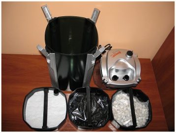 Các khay lọc nước 